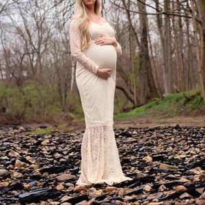 Lace Maternity Dress